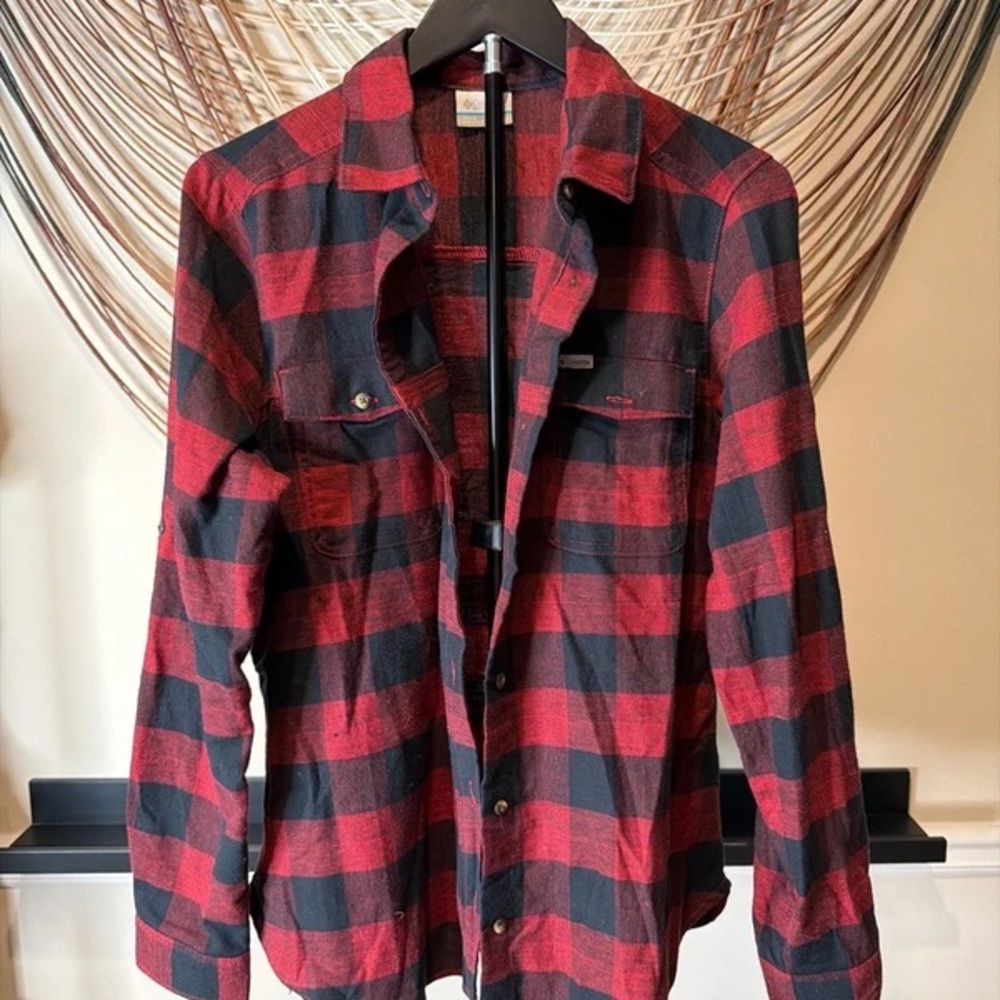 Columbia Red and Black Buffalo Plaid Button-Down Shirt